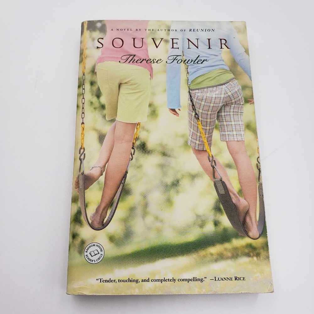 3/$12 Souvenir Paperback Therese Fowler